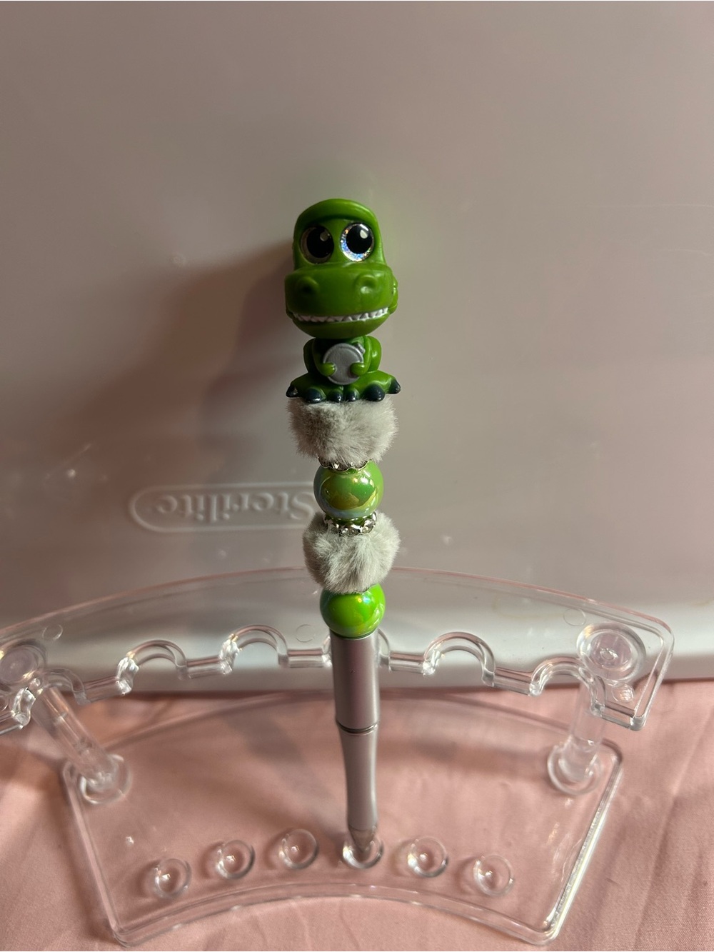 Disney Doorable Rex beaded pen